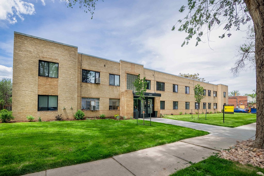 The Francesca Apartments in Denver, CO