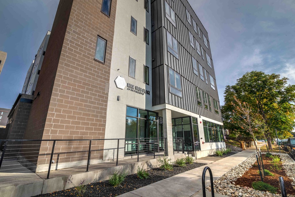 Mile High Place Apartments in Denver, Colorado