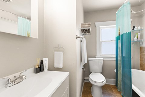 1602 Franklin Apartments in Denver, CO