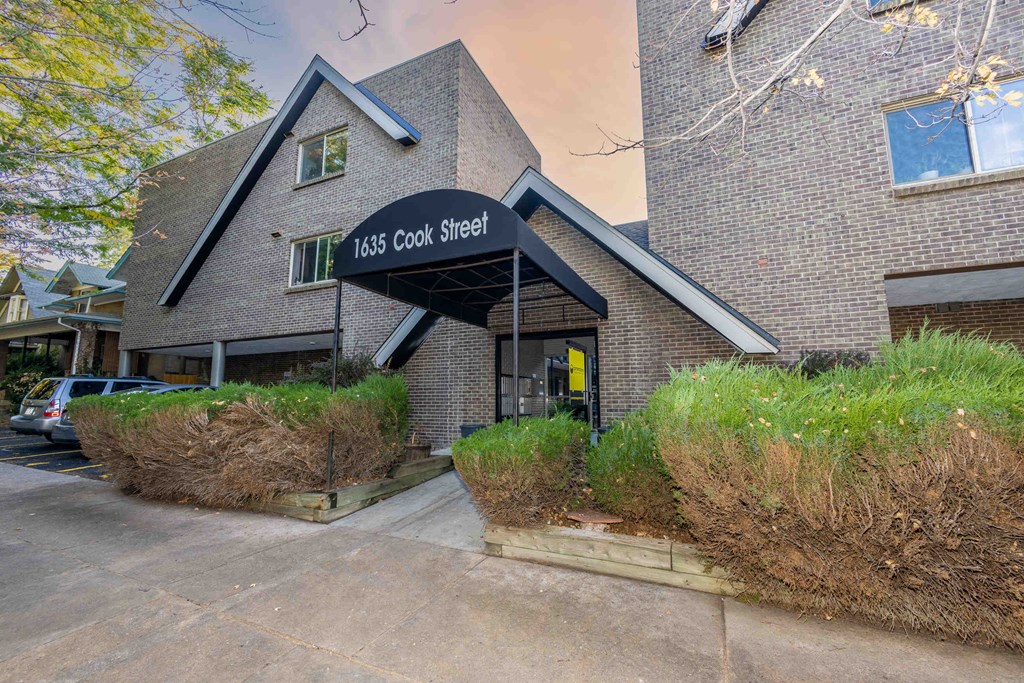 1635 Cook Apartments in Denver, Colorado