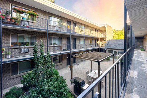 1635 Cook Apartments in Denver, Colorado