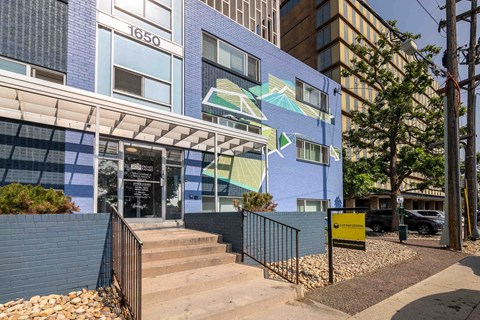 the building in which the apartment is located