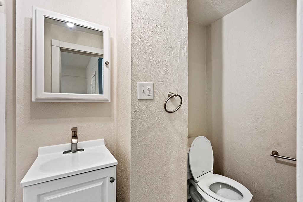 1651 Washington Apartments in Denver, Colorado