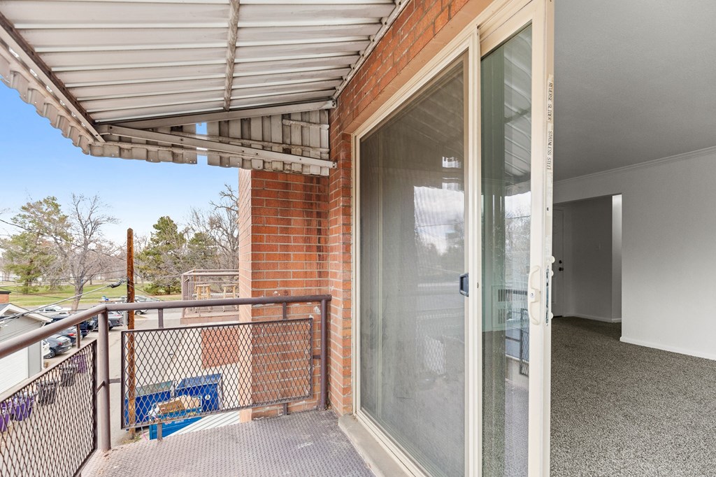 1671 Cook Apartments in Denver, Coloradov