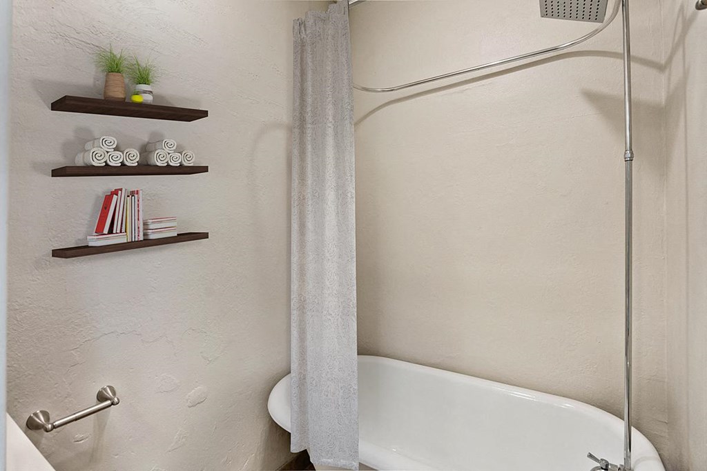 1671 Washington Apartments in Denver, Colorado