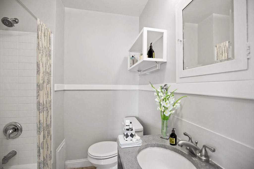 2025 E Virginia Ave Apartments in Denver, Colorado