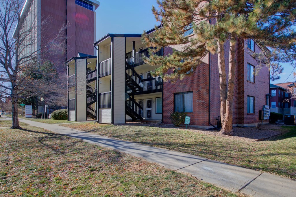 2101 Franklin Apartments in Denver, CO