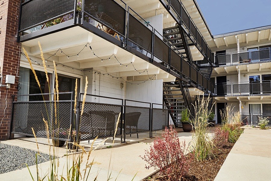 237-257 Pearl Apartments in Denver, Colorado