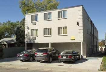 2441 S York St - Photo Gallery 3