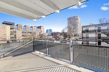 237-257 Pearl Apartments in Denver, Colorado - Photo Gallery 10