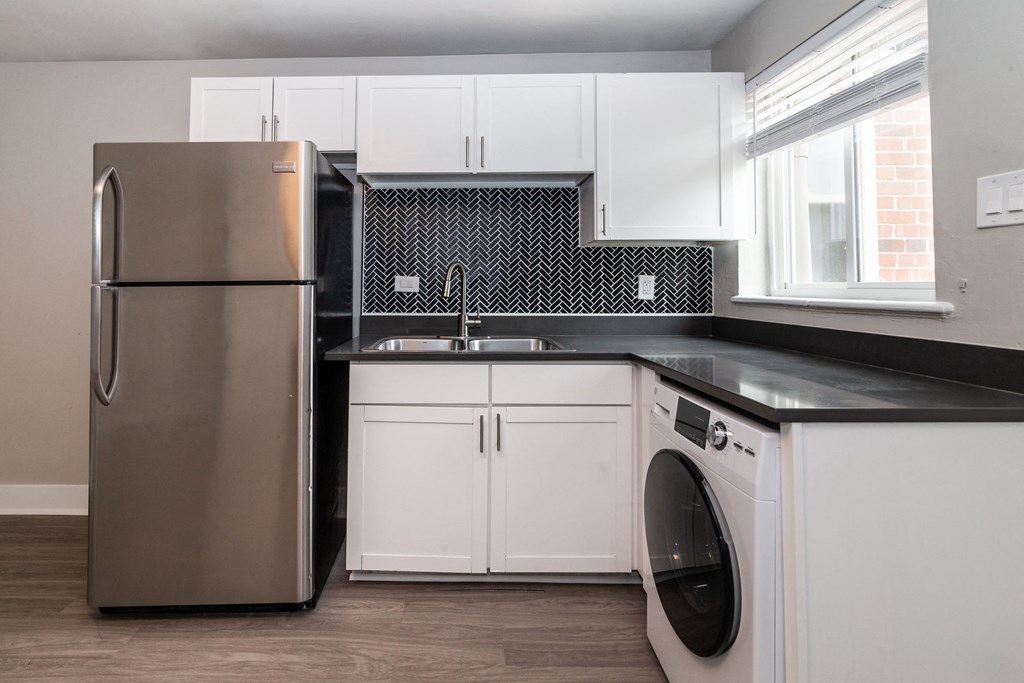 City Park Manor Apartments in Denver, Colorado