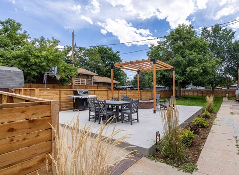 City Park Manor Apartments in Denver, Colorado