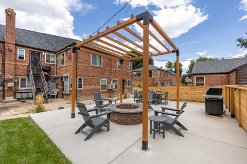 City Park Manor Apartments in Denver, Colorado