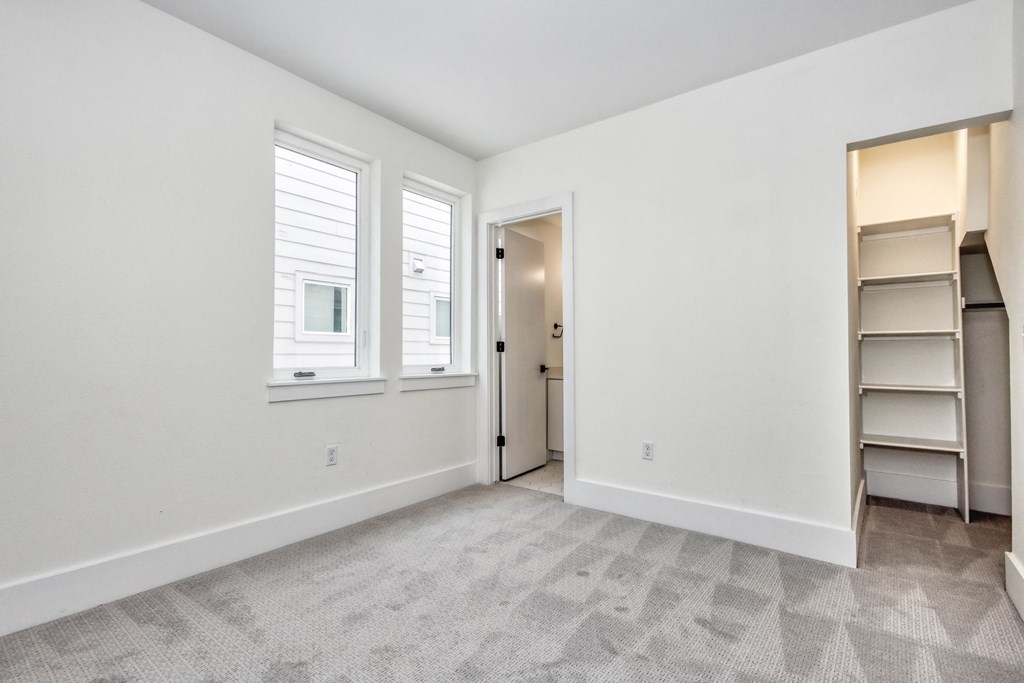 Jefferson Park 33 Apartments in Denver, Colorado