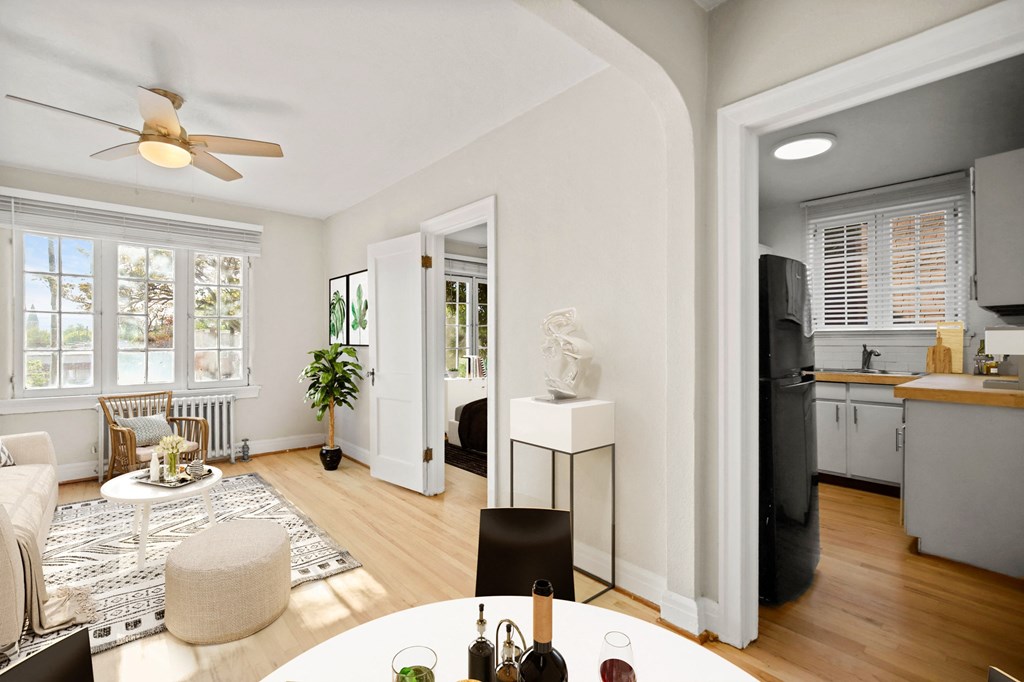 291 S Pearl Apartments in Denver, Colorado