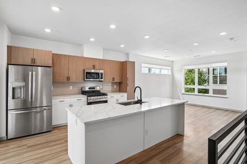 4101 East Wesley Avenue 2-3 Beds Apartment for Rent