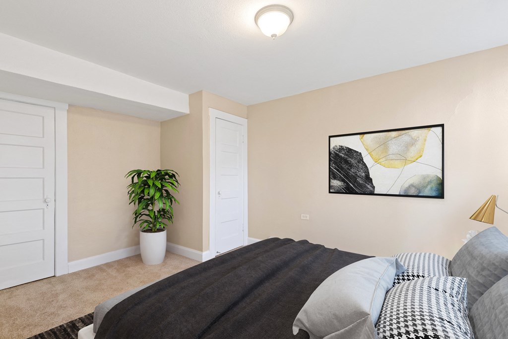 594-598 S Lincoln Street Apartments for rent in Denver, Colorado