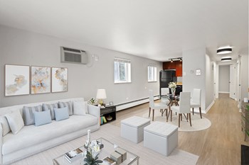 Living Area - Photo Gallery 3