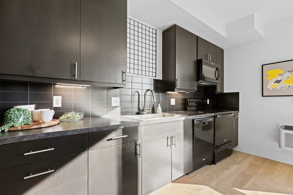 757 Grant studio for rent in Denver