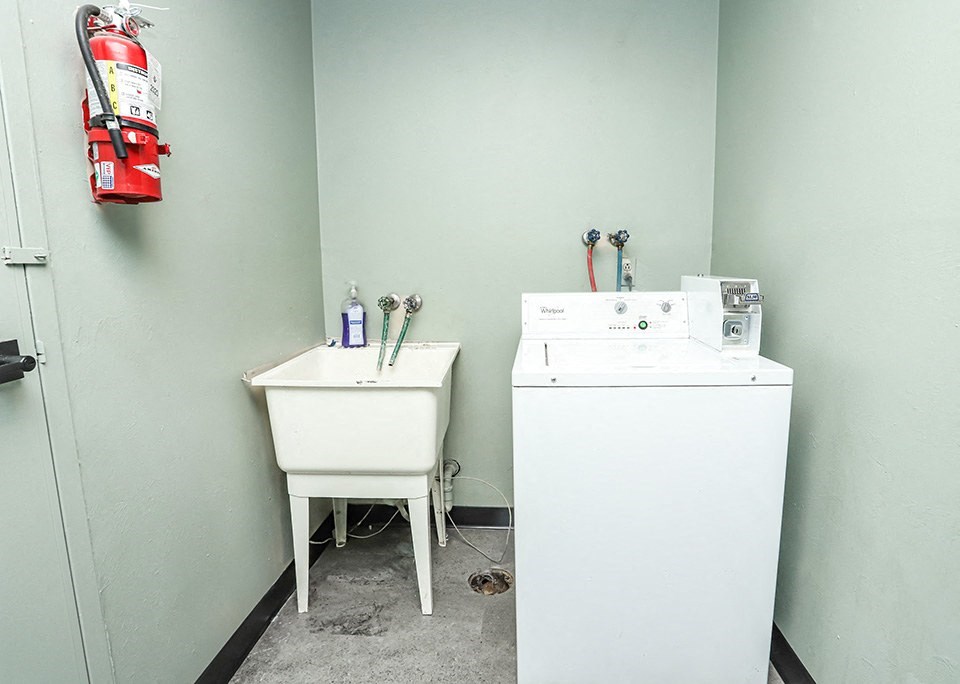 780 Dexter Apartments in Denver, CO