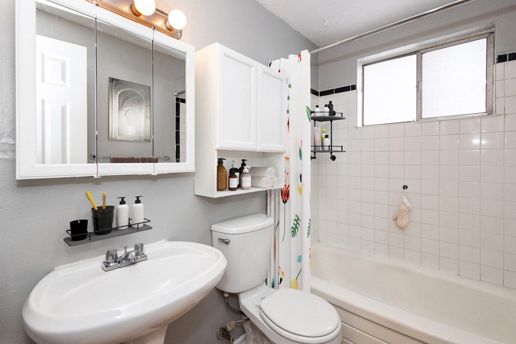 840 Cherry Apartments in Denver, CO