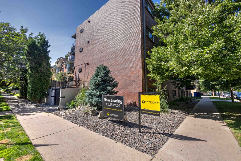 Pearl Nines Apartments in Denver, Colorado