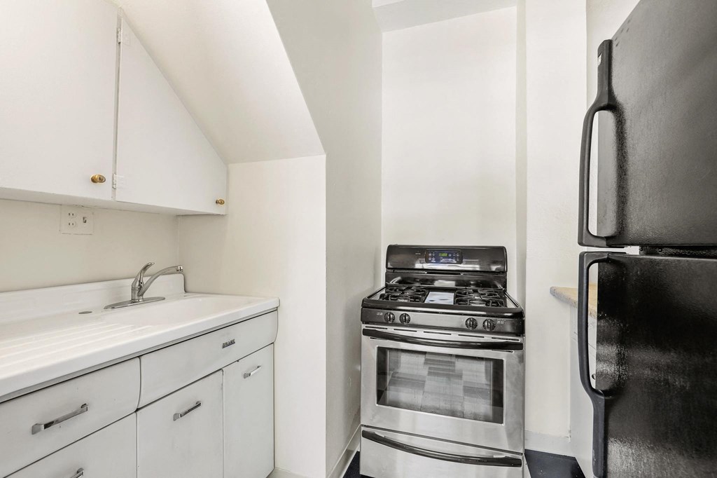 Cross Park Apartments in Denver, CO