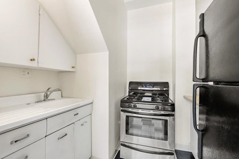 Cross Park Apartments in Denver, CO