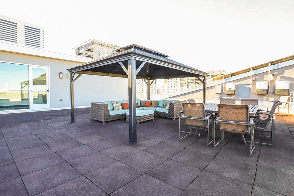 Curtis Street Lofts Apartments in Denver, CO