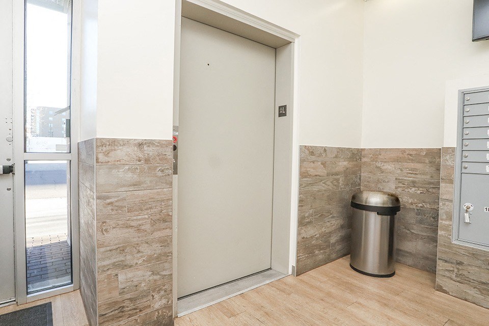 Curtis Street Lofts Apartments in Denver, CO