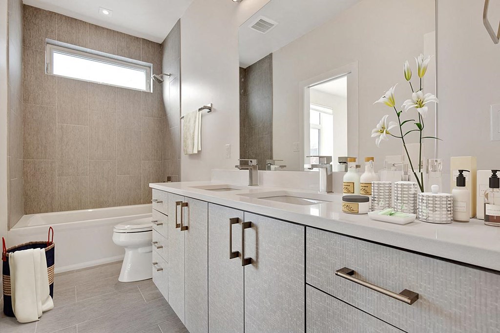 Franklin 10 Apartments in Denver, CO