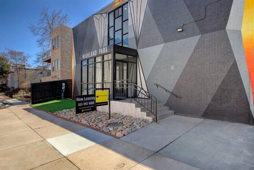 Highland Park Apartments in Denver, Colorado