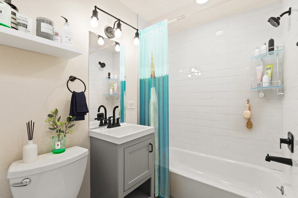 Highland Park Apartments in Denver, Colorado