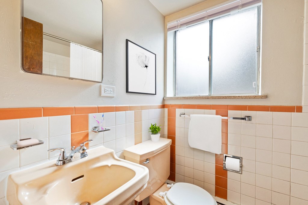 Caravelle Apartments in Denver, CO