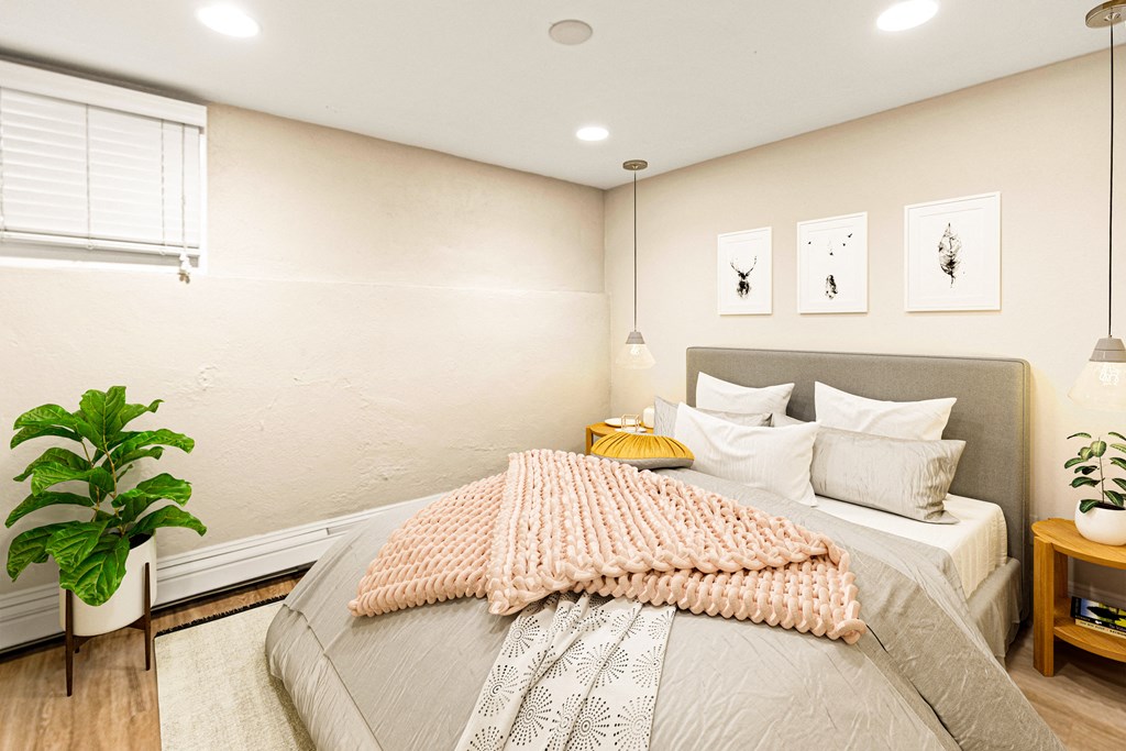 The Glenellen Apartments in Denver, CO