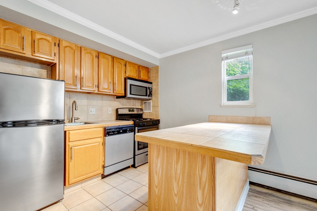 University 16 Apartments in Denver, Colorado