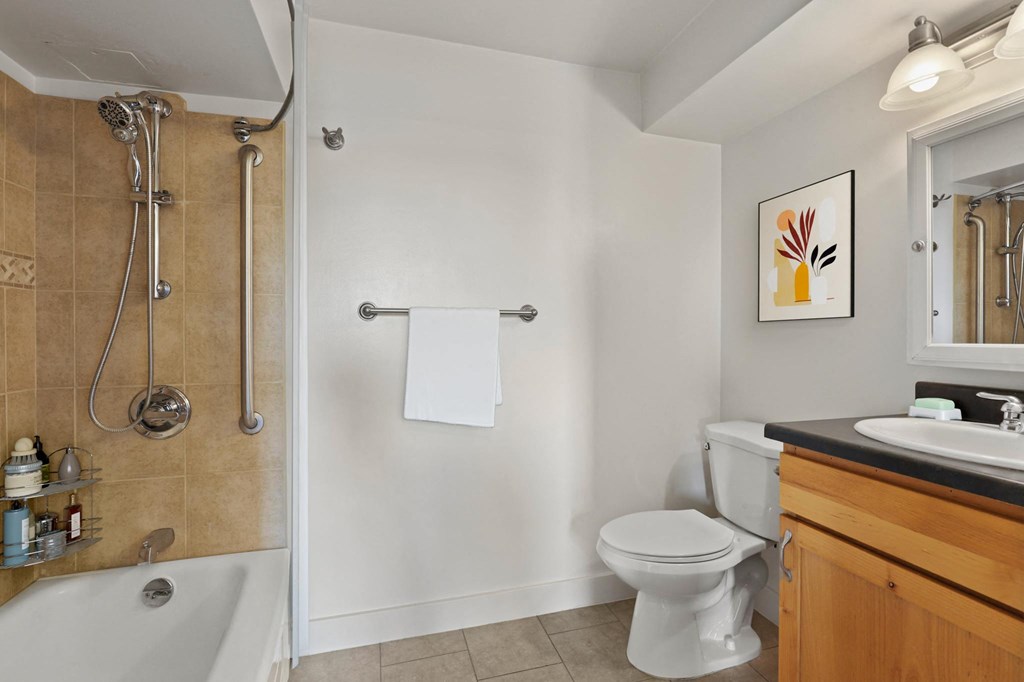 The Vista at Washington Park Apartments in Denver, Colorado