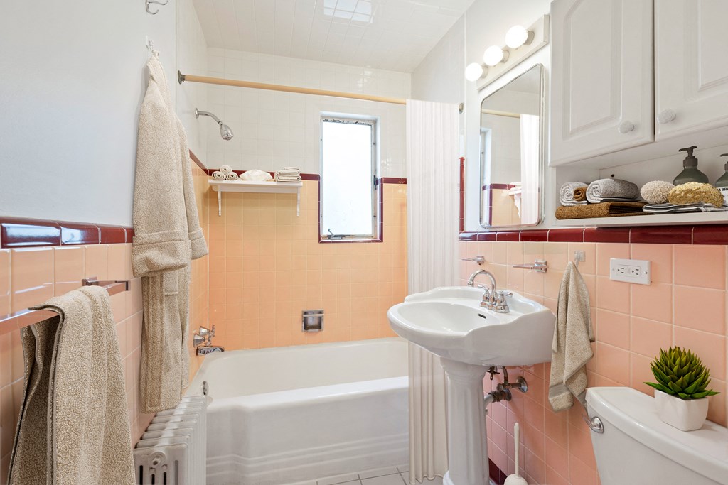 Washington Park East Apartments in Denver, Colorado