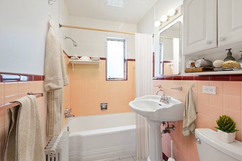 Washington Park East Apartments in Denver, Colorado