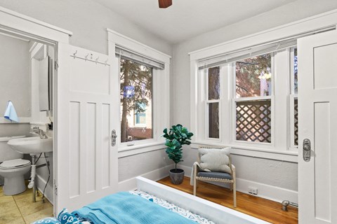 La Vina Apartments in Denver