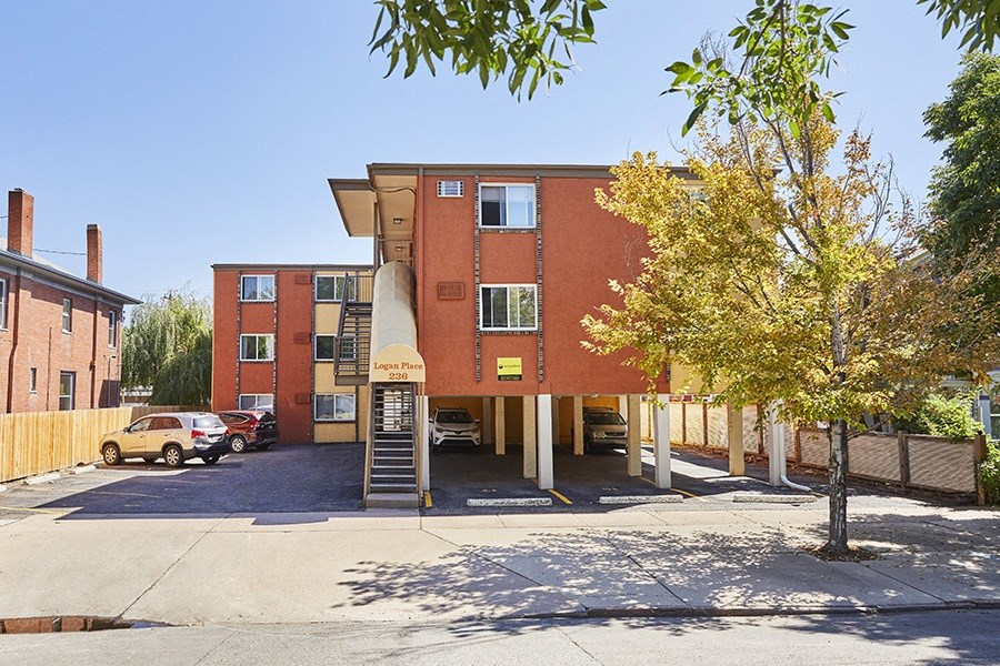 Logan Place Apartments in Denver, CO