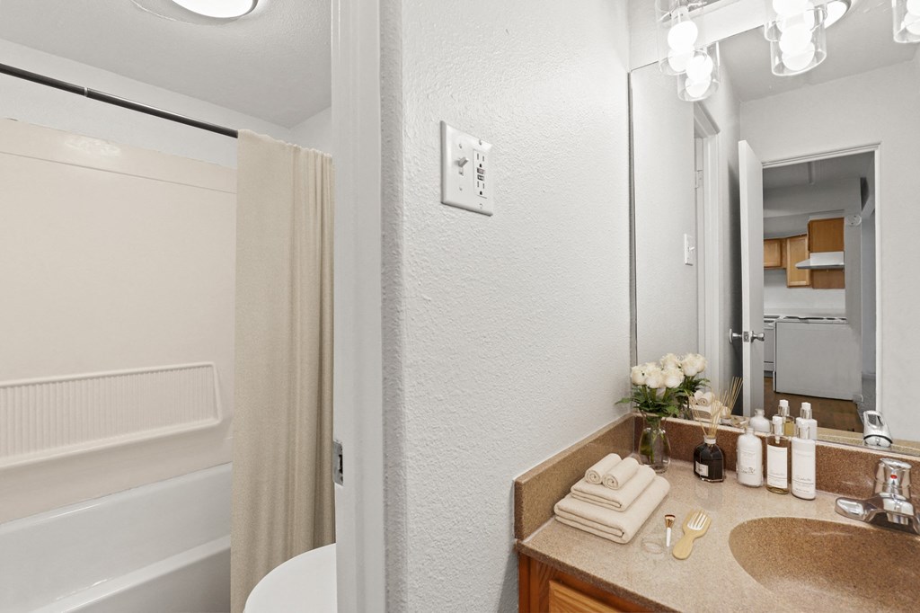 Terrace Arms Apartments in Denver