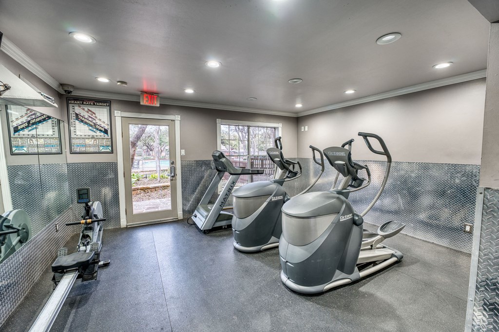 the gym at 1861 muleshoe road