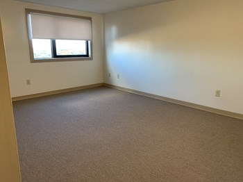 240-244 Belmont Street 1-2 Beds Apartment for Rent - Photo Gallery 3