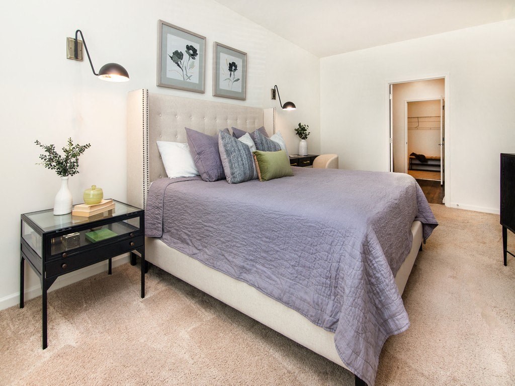 Bedroom at Ardmore at the Trail, North Carolina