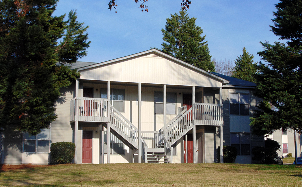 Photos and Video of Legacy Pointe Apartments in Greensboro, NC