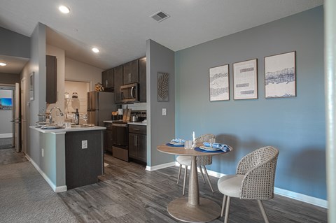 7411 Clubhouse Drive 2 Beds Apartment for Rent
