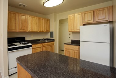 801 8Th Street 1-3 Beds Apartment for Rent Photo Gallery 1