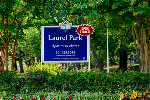 laurel park monument sign