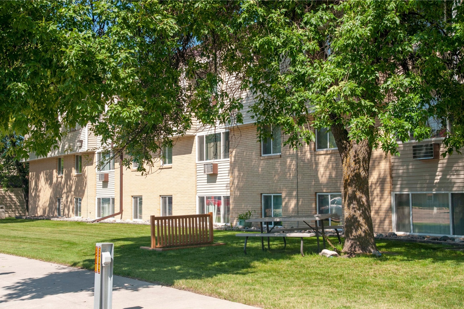 Valley Park Apartments Apartments in Grand Forks, ND